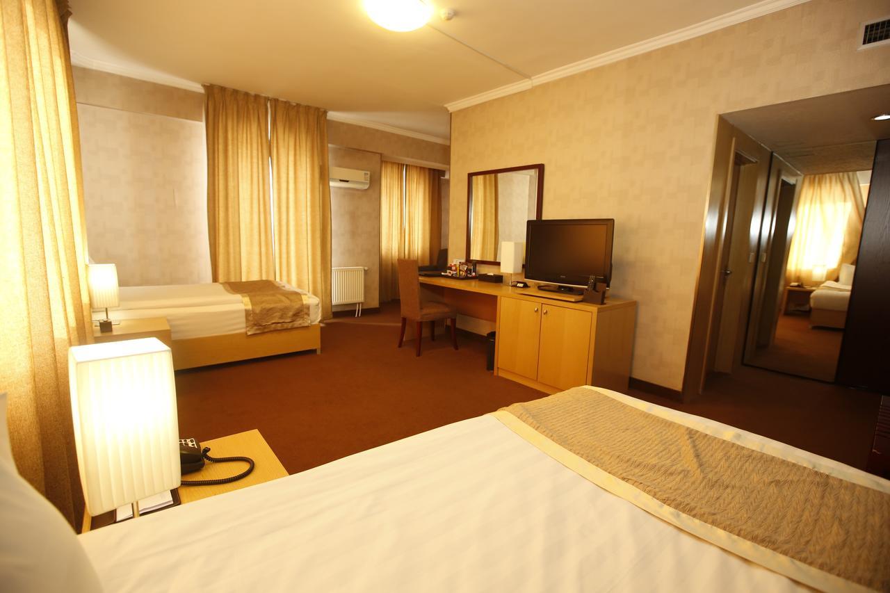 The Corporate Hotel Oulan-Bator Extérieur photo