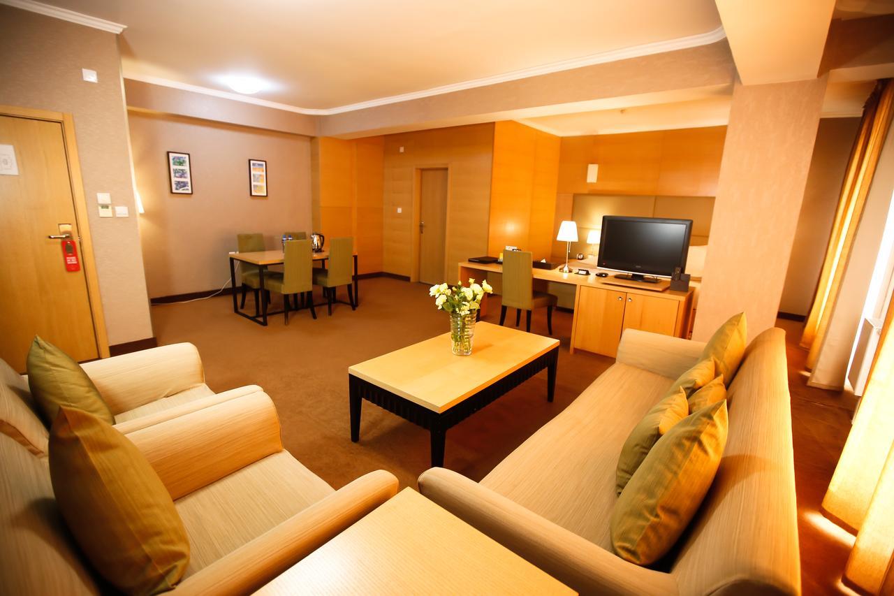 The Corporate Hotel Oulan-Bator Extérieur photo